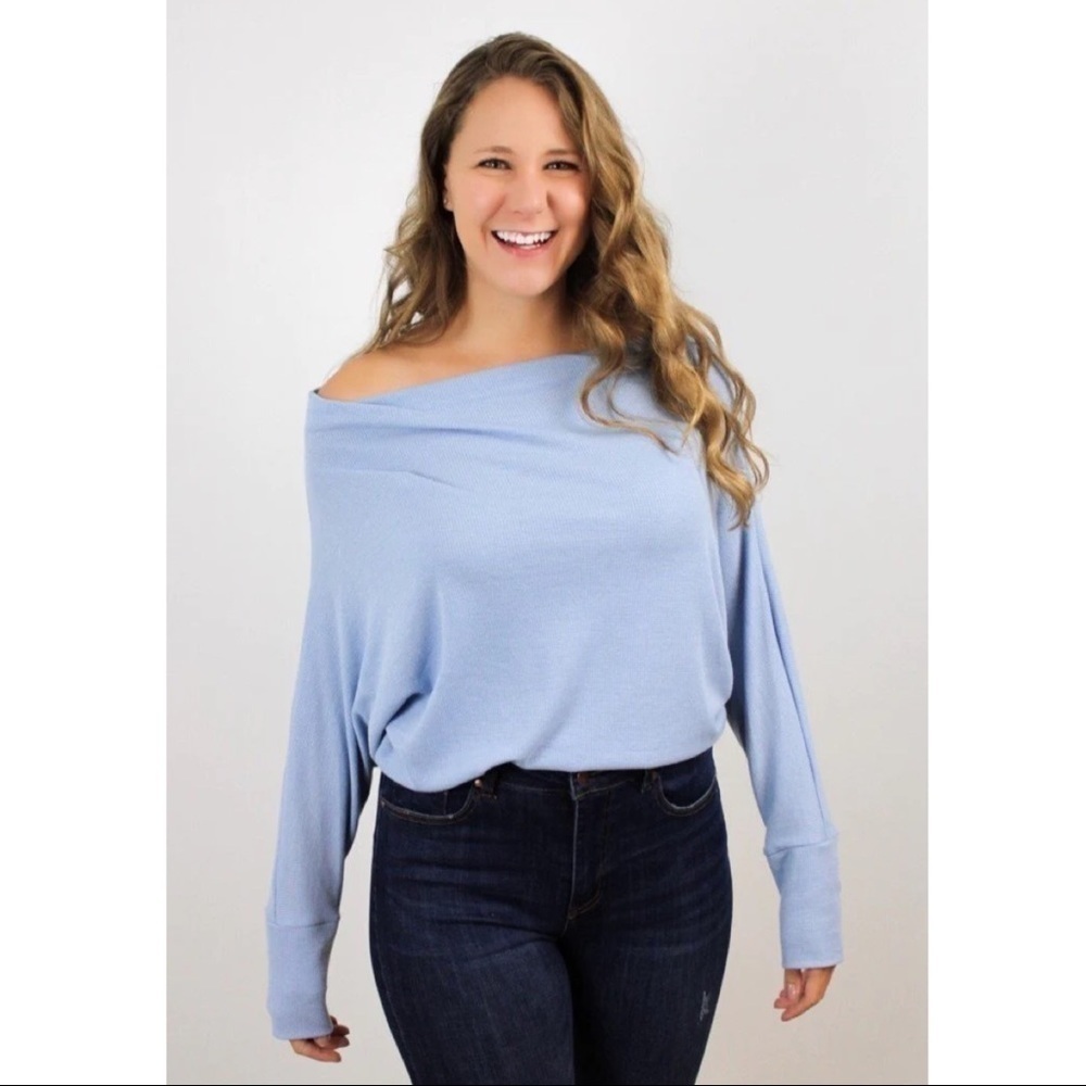 Oversized Slouchy Knit Top - Light Blue